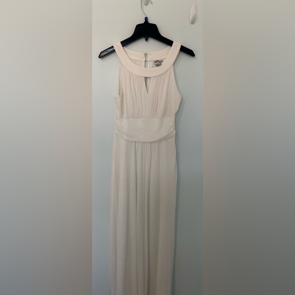 Sparkly white dress - Picture 10 of 10